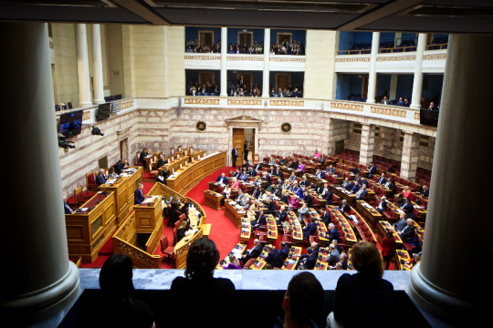 Ψηφοφορία στη Βουλή για την ισότητα στον γάμο